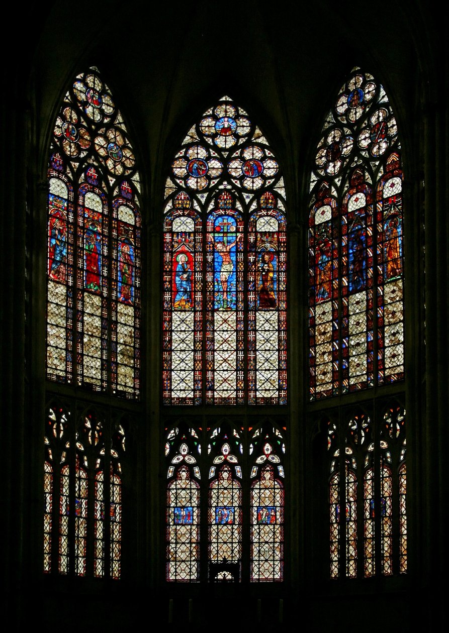 Ventana que representa el claristorio del extremo este con ventanas de banda de French School