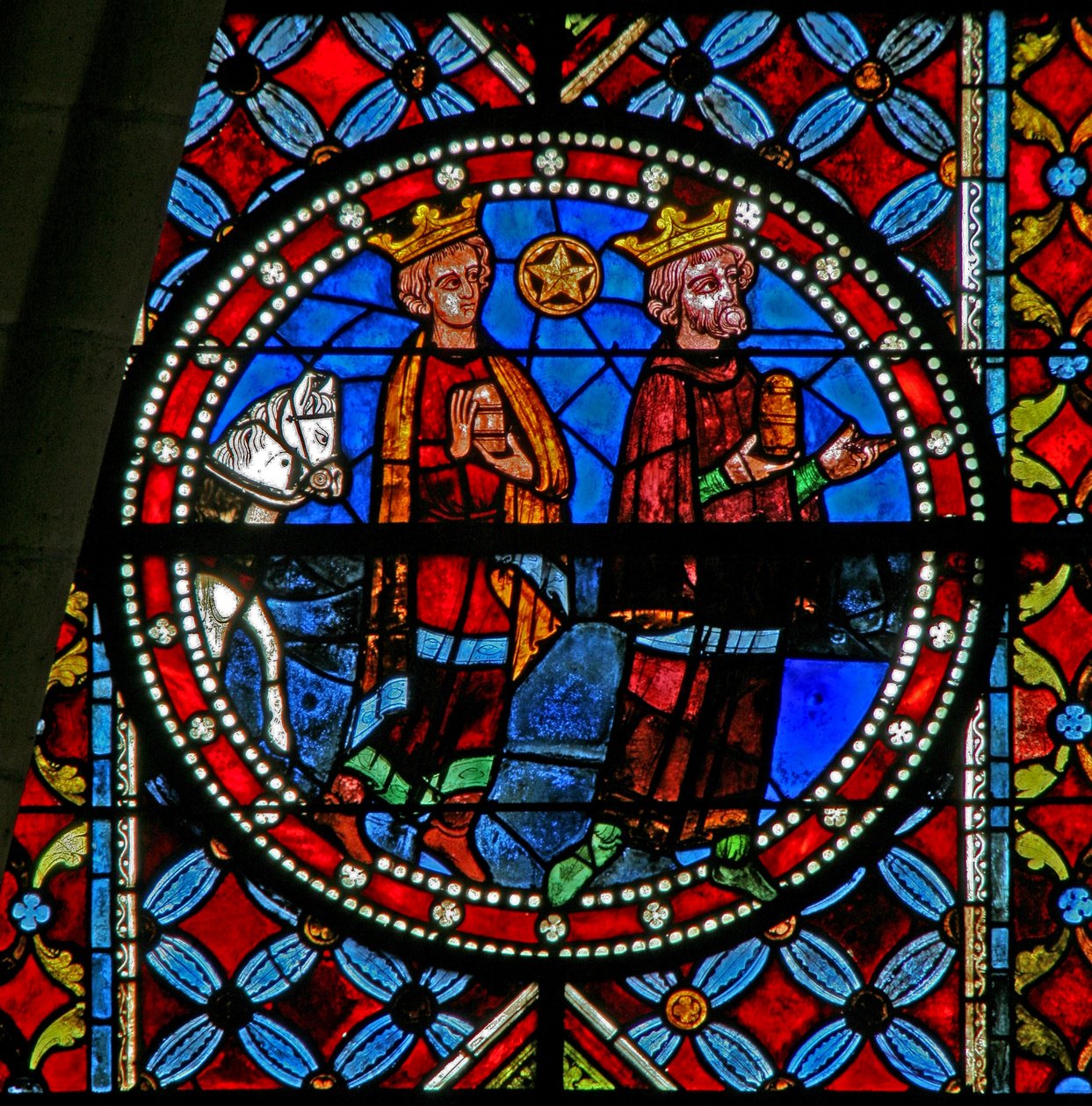 Ventana w102 que representa la Adoración de los Magos de French School