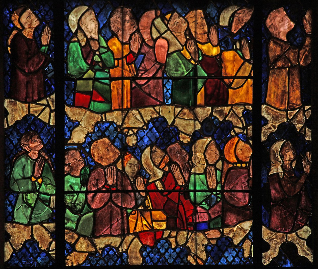 Ventana w16 que representa una escena del Juicio Final: los Elegidos de French School