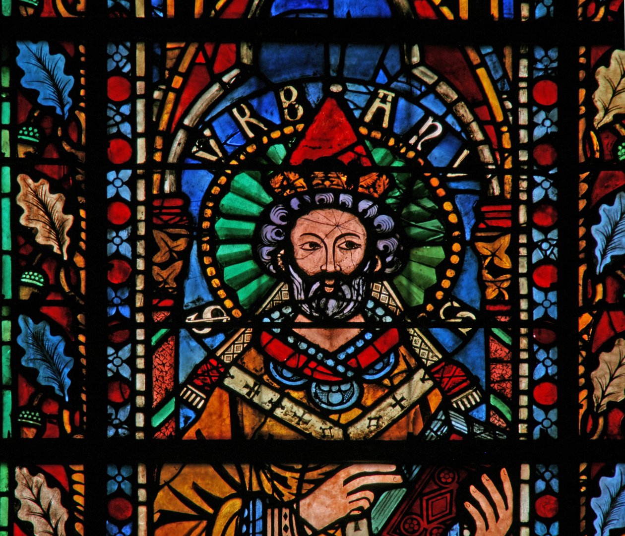 Ventana w201 que representa al Papa Urbano I de French School