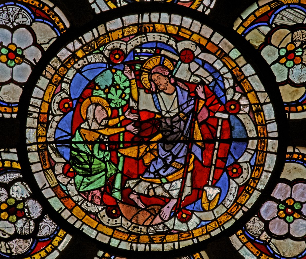 Ventana w7 que representa una escena de Resurrección: Noli Me Tangere de French School
