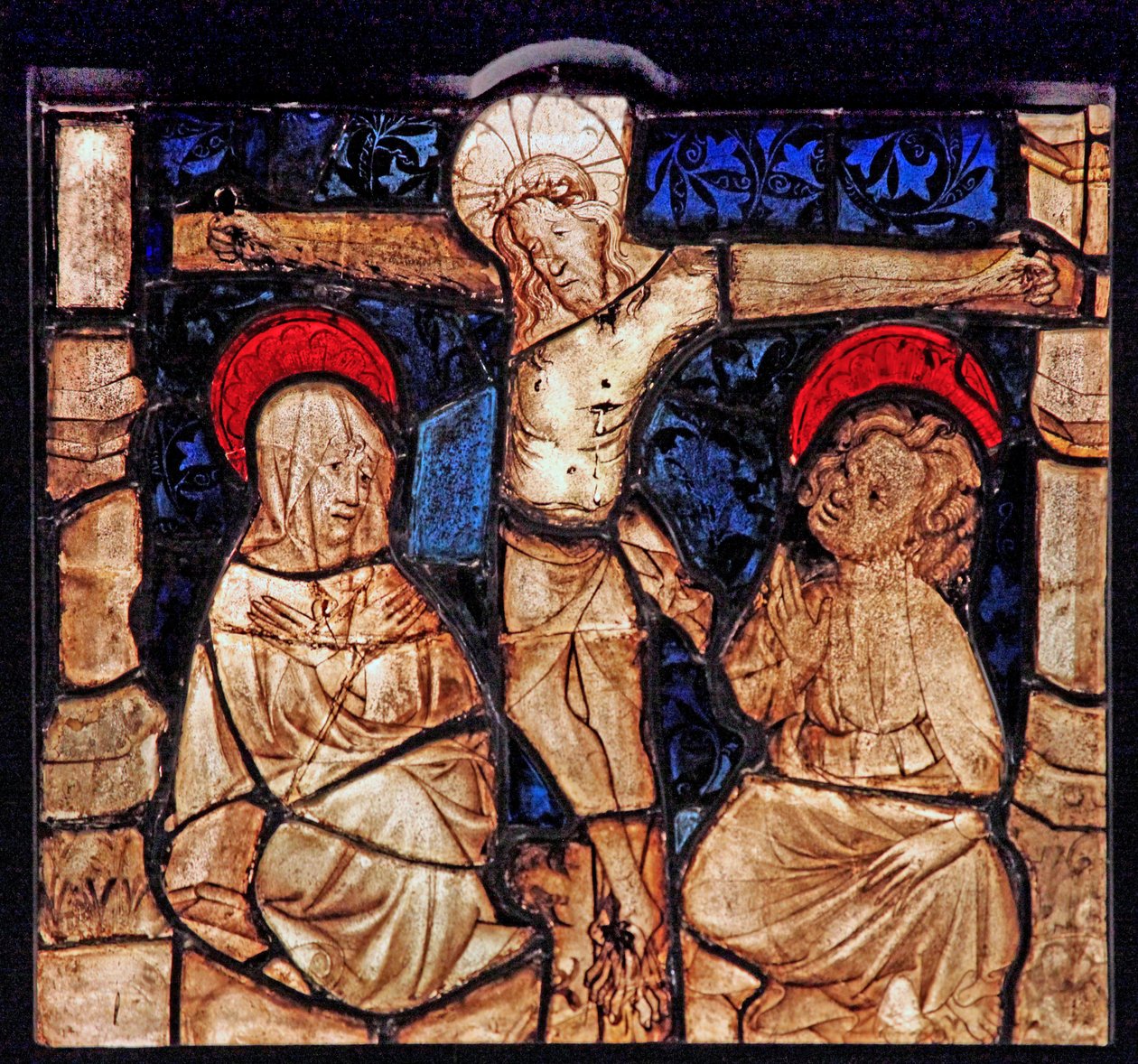 Ventana w7 con la Crucifixión, de la Iglesia de Betton, Bretaña de French School