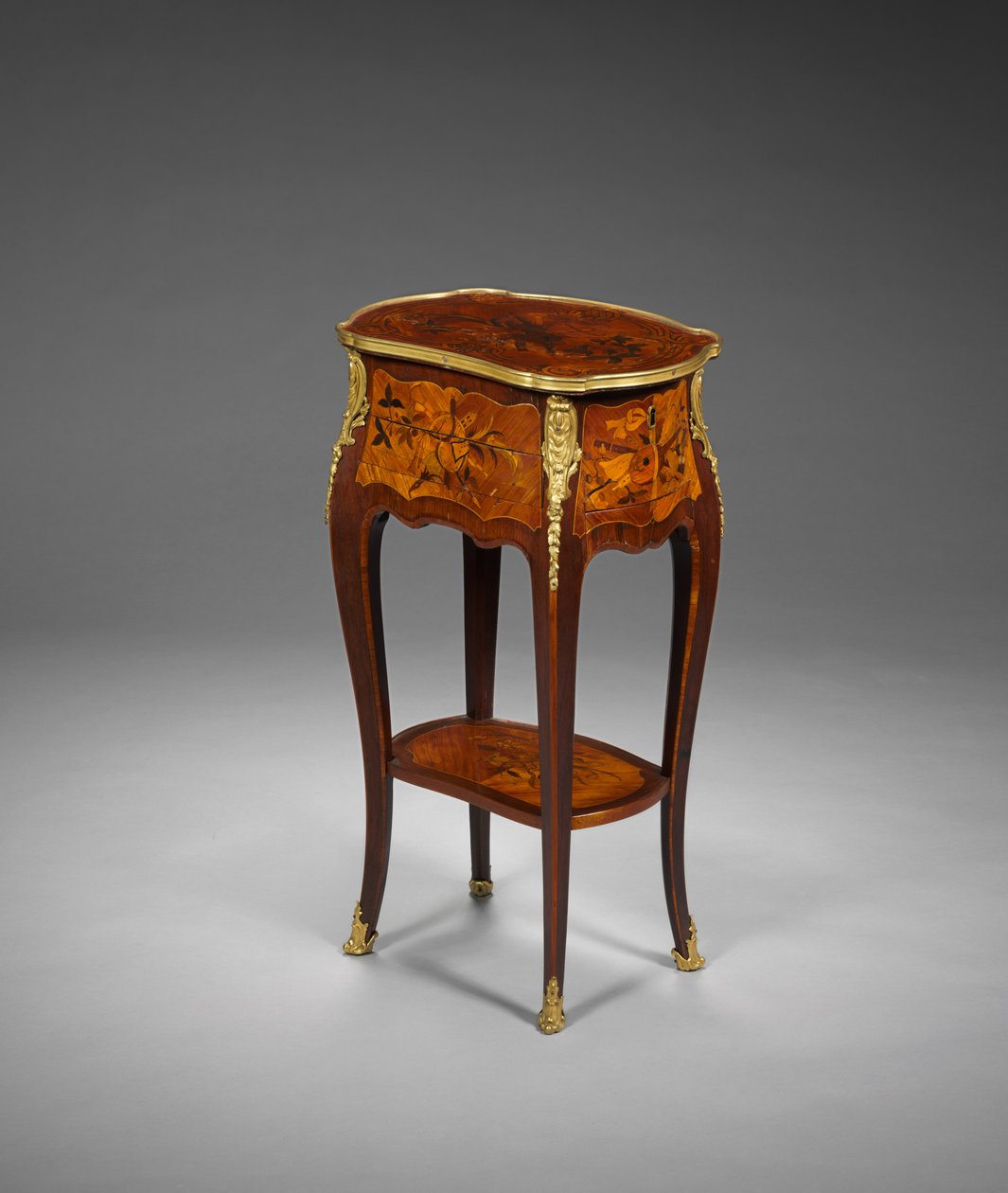 Mesa de trabajo, hecha por Bernard Peridiez o Gerard Peridiez de French School