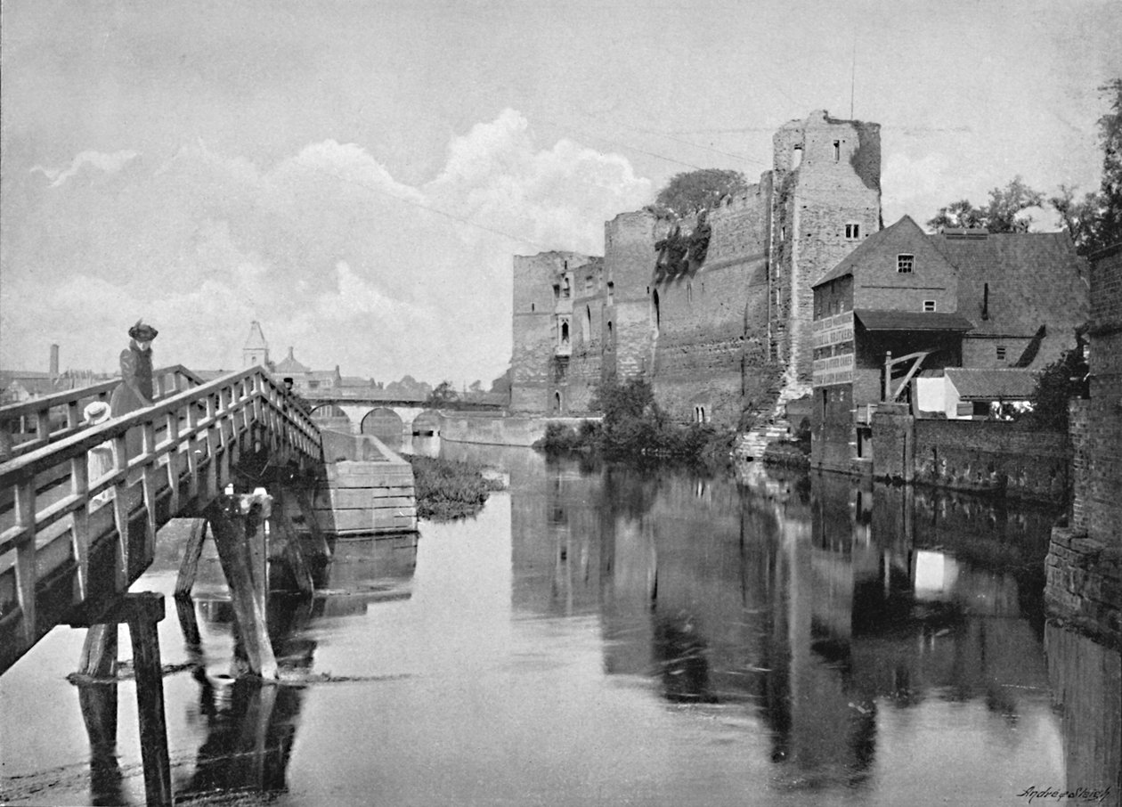 Castillo y puente de Newark, c1896 de Frith and Co