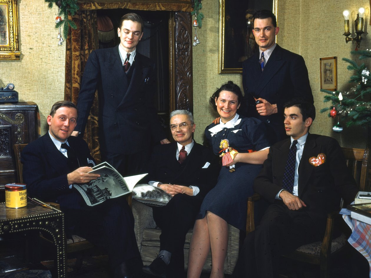 Familia y hogar en Dresde, Alemania, del Dr. Fritz Gustav Wentzel y su esposa Verna en... de Fritz Wentzel
