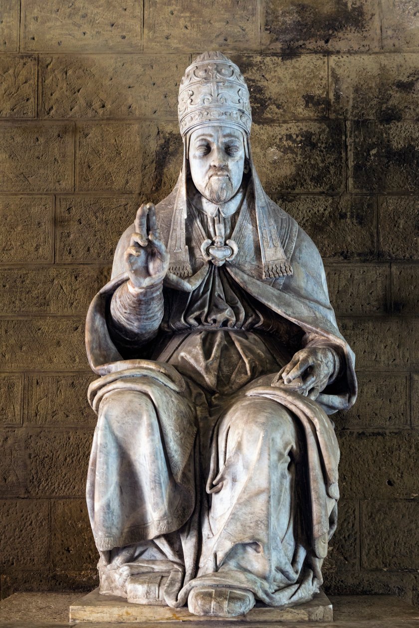Estatua del Papa Julio III por el escultor Fulvio Signorini en el Palacio Chigi Saracini, Siena, Provincia de Siena, Toscana, Italia de Fulvio Signorini