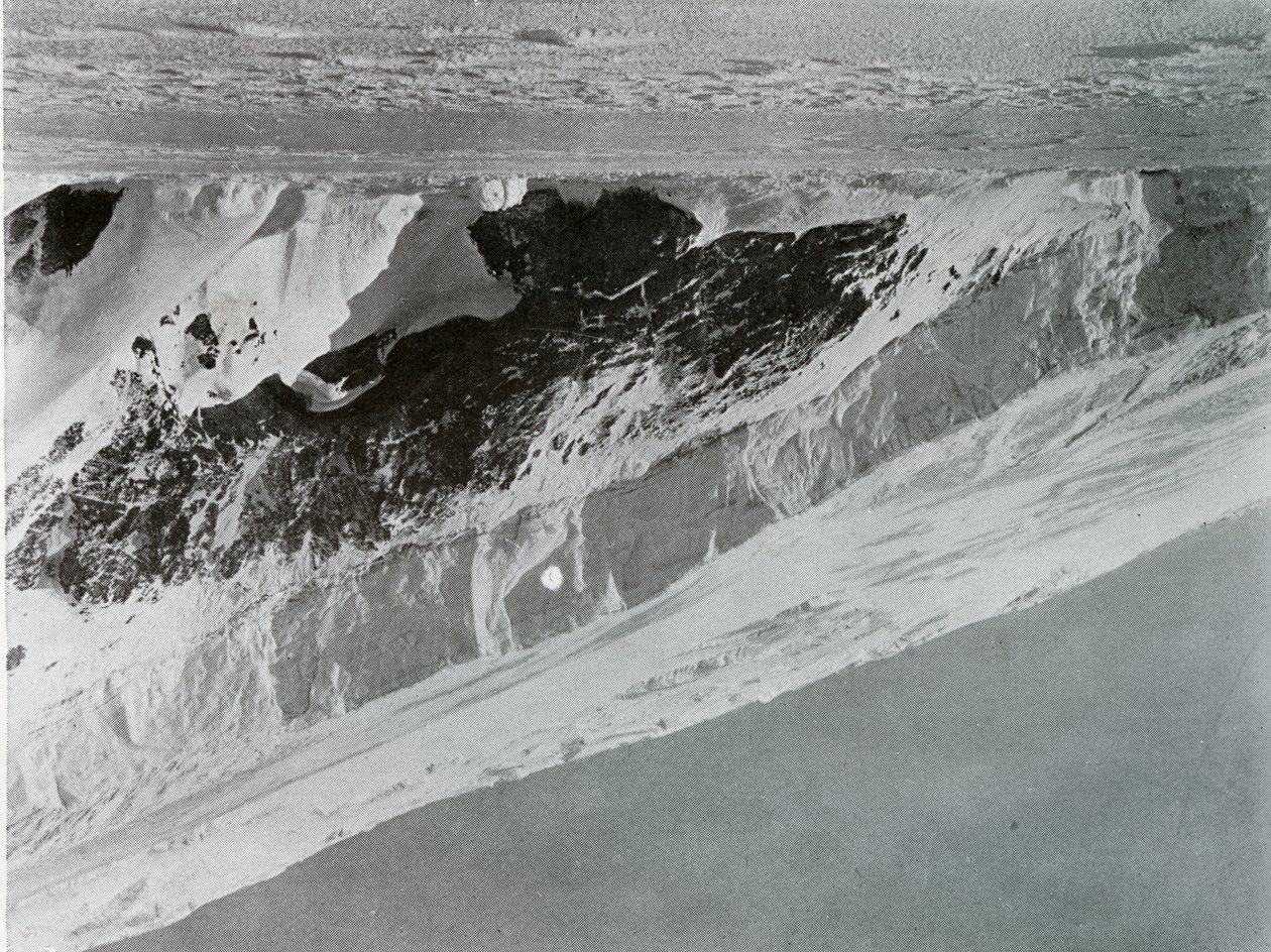 Pendiente del Glaciar de Advertencia, c1911, 1913 de G. Murray Levick