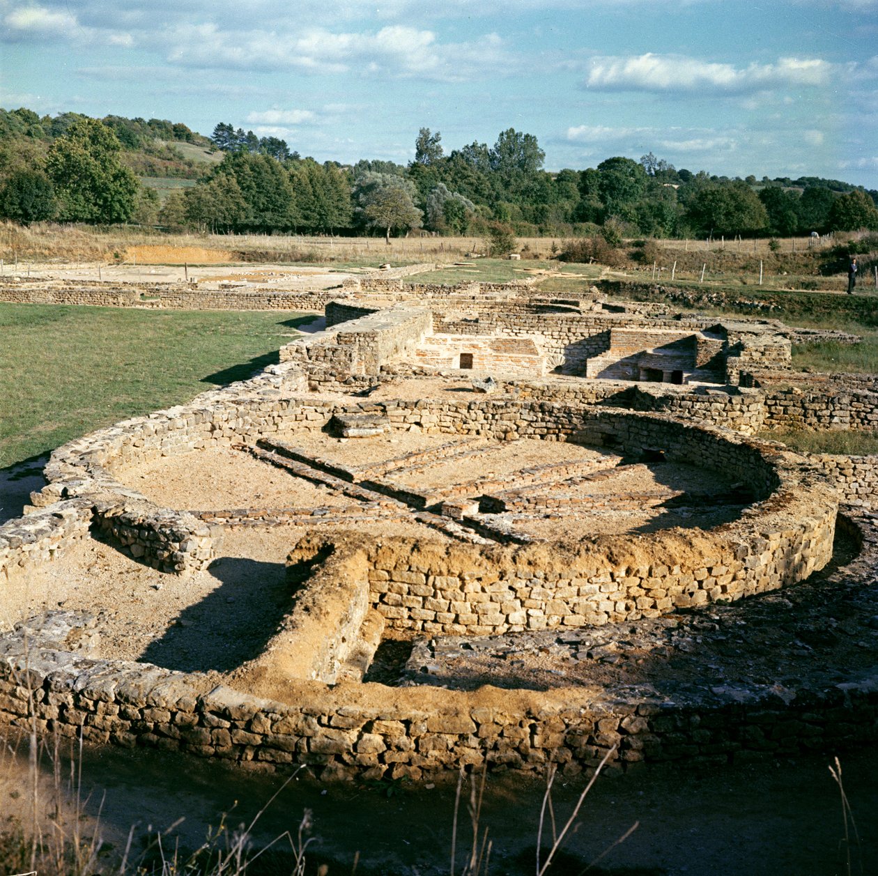Vista de los baños termales de Gallo Roman