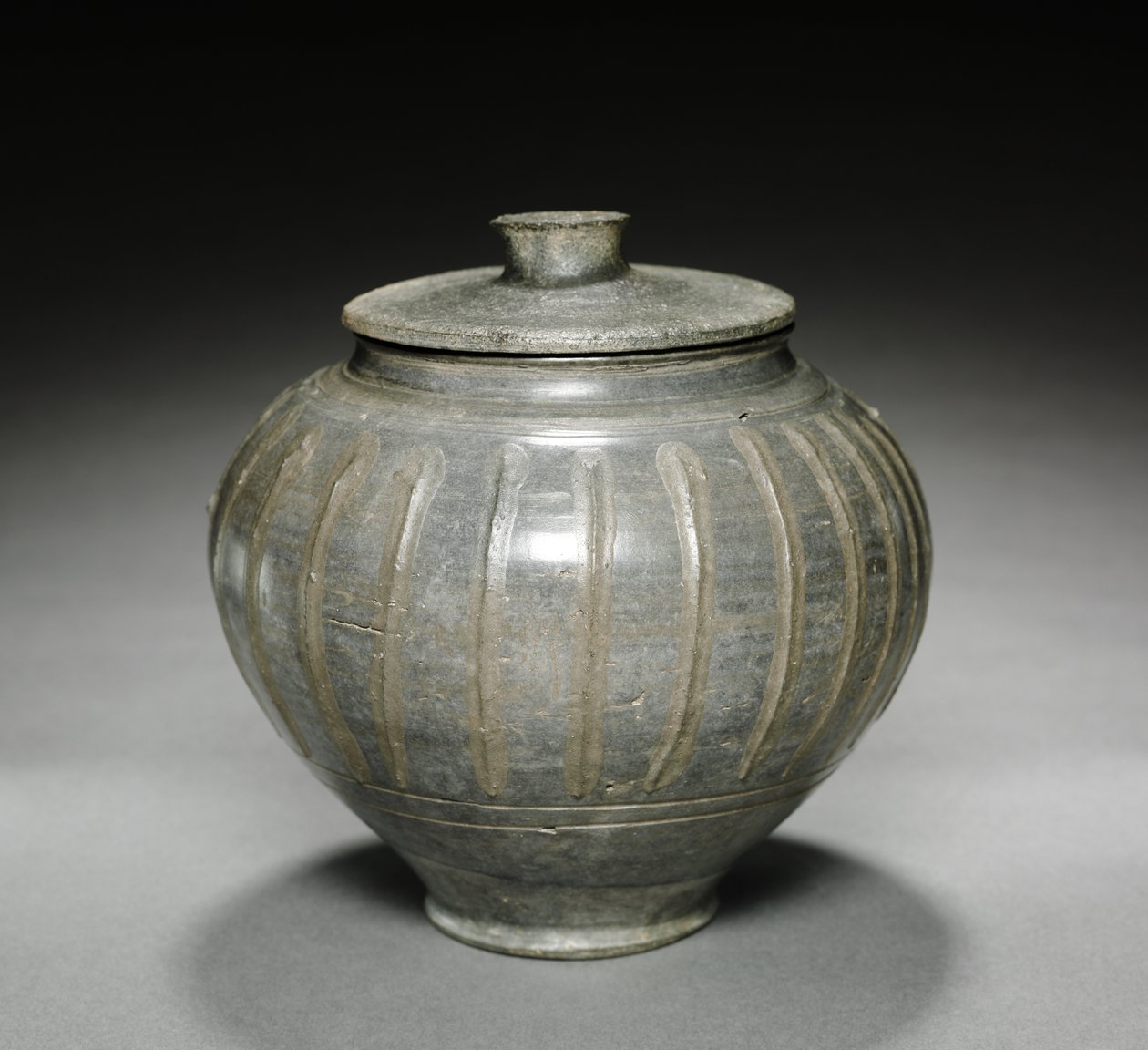 Olla con tapa, siglo II de Gallo Roman