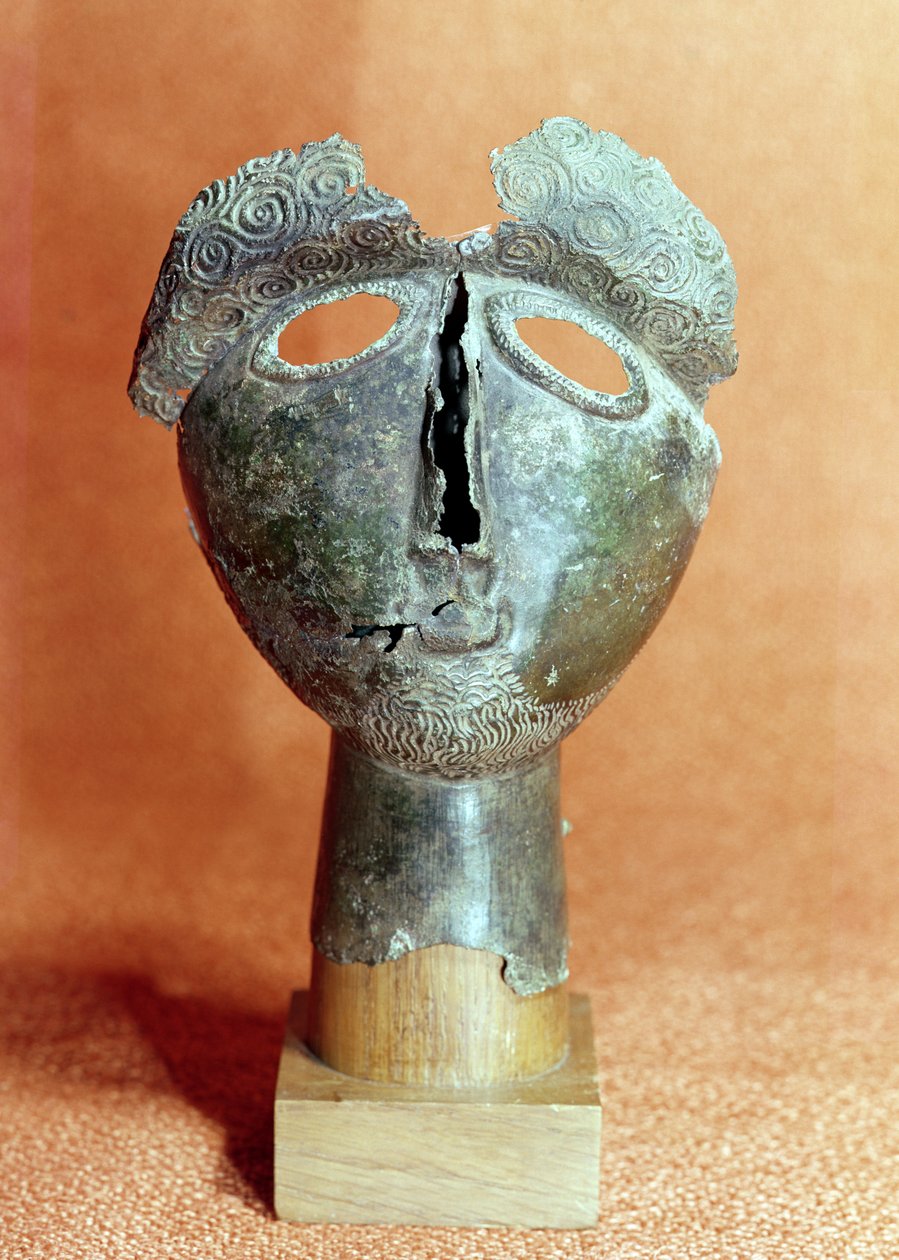 Máscara de una divinidad pirenaica, de Montouse de Gaulish