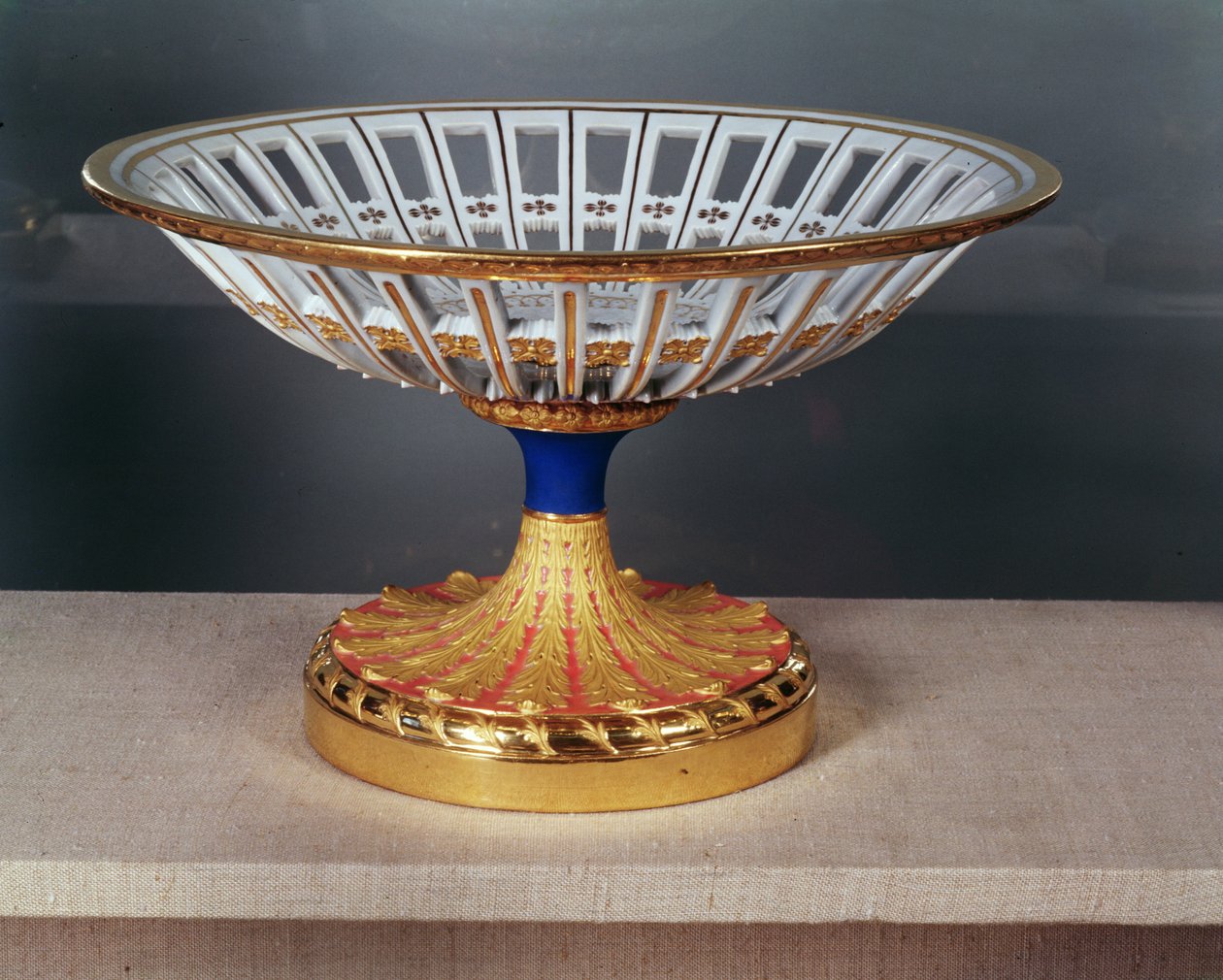 Frutero de Meissen, 1818 (porcelana) de Georg Friedrich Kersting