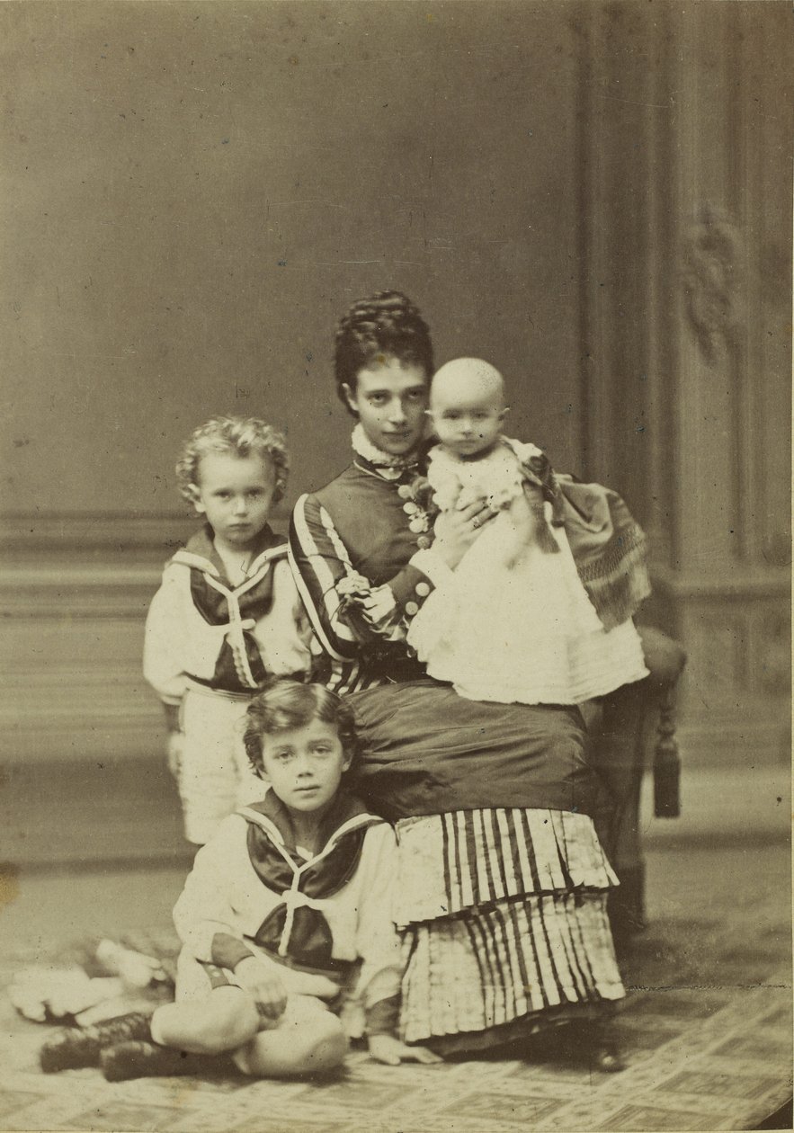 Gran Duquesa María Fyodorovna con niños, Nicolás Alexandrovich, George..., c. 1875 de Georg Emil Hansen