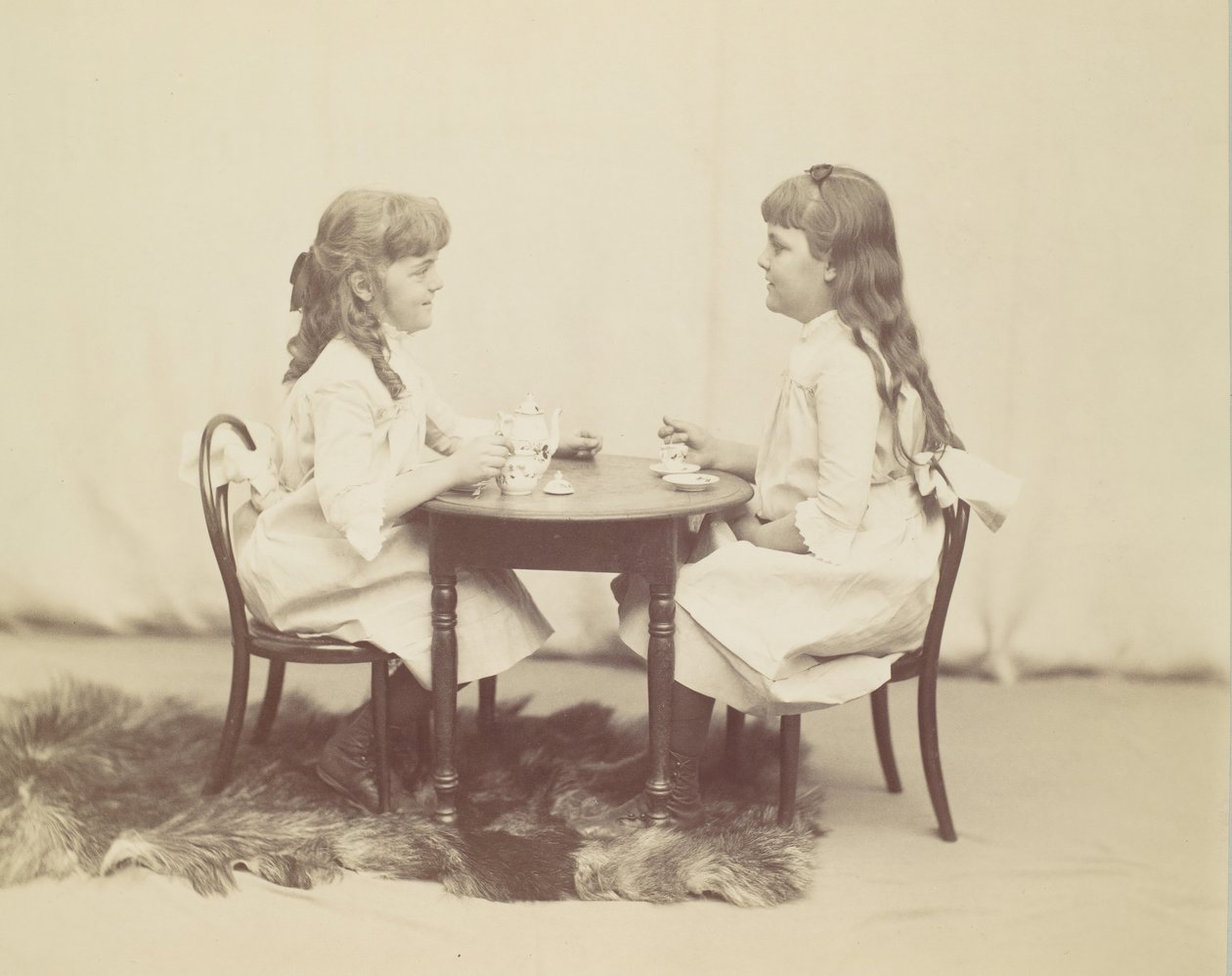 Frances y Ethel de Forest, hijas de Robert de Forest, ca. 1890 de George Collins Cox