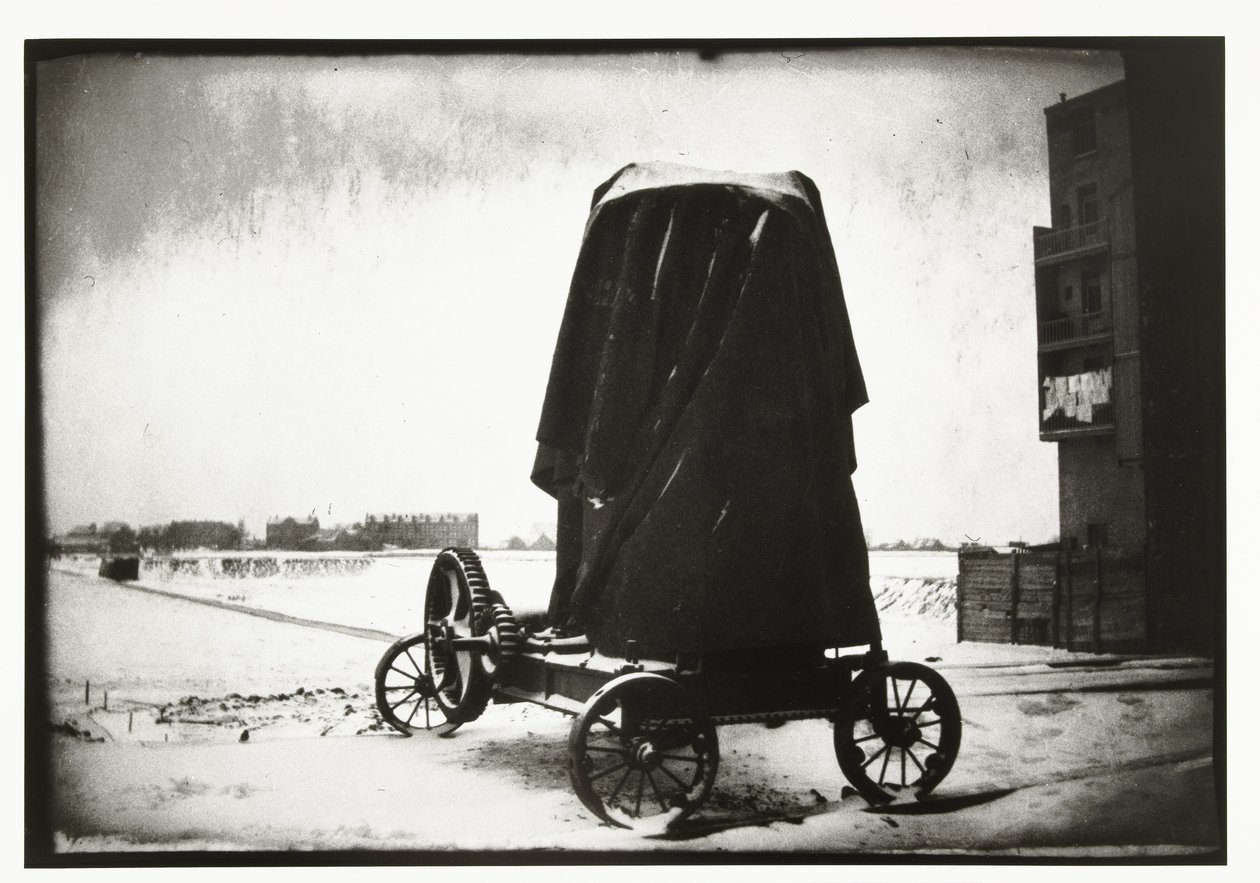 Molino de cemento en un paisaje invernal en Overtoom en Amsterdam de George Hendrik Breitner