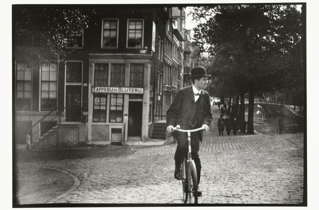 Ciclista en Keizersgracht en Amsterdam de George Hendrik Breitner