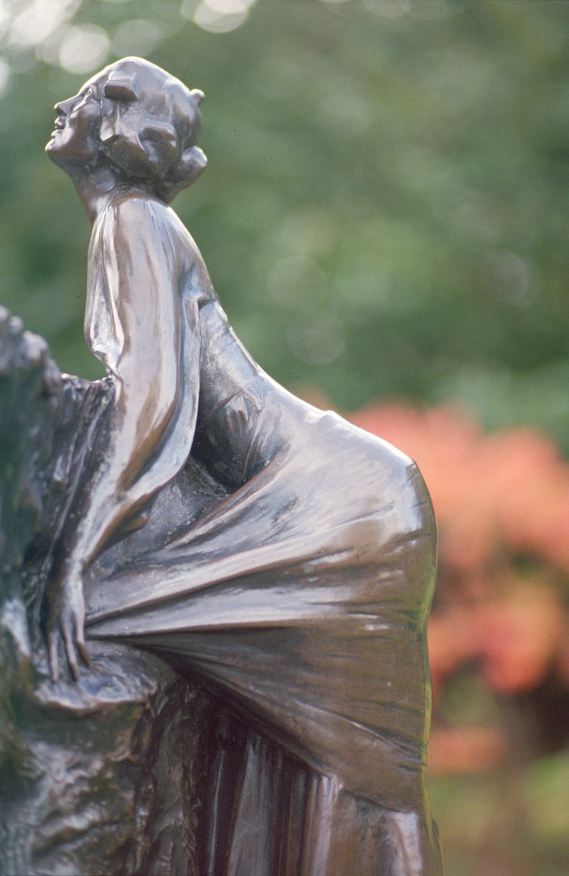 Wendy, detalle de la estatua de Peter Pan, 1912 (detalle) de George James Frampton