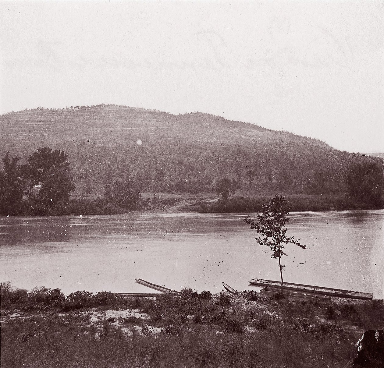 Vista del río Tennessee, ca. 1864 de George N. Barnard
