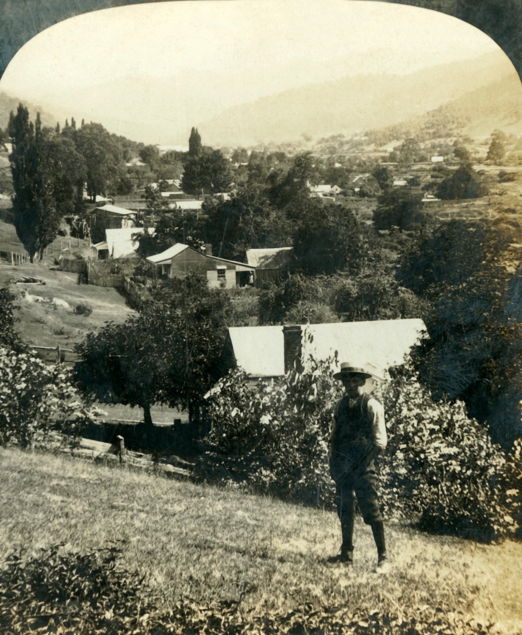 Vista aérea de Wandiligong, Victoria, Australia, c1909 de George Rose