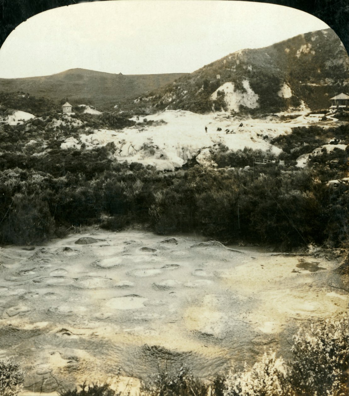 La Olla de Avena, Whaka, Rotorua, Nueva Zelanda, c. 1909 de George Rose
