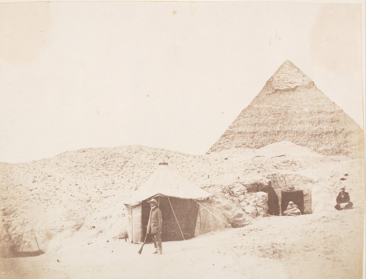 El Fotógrafo ante su Tienda en el Sitio de la Pirámide de Khafre Chephren, 1851 de George Wilson Bridges