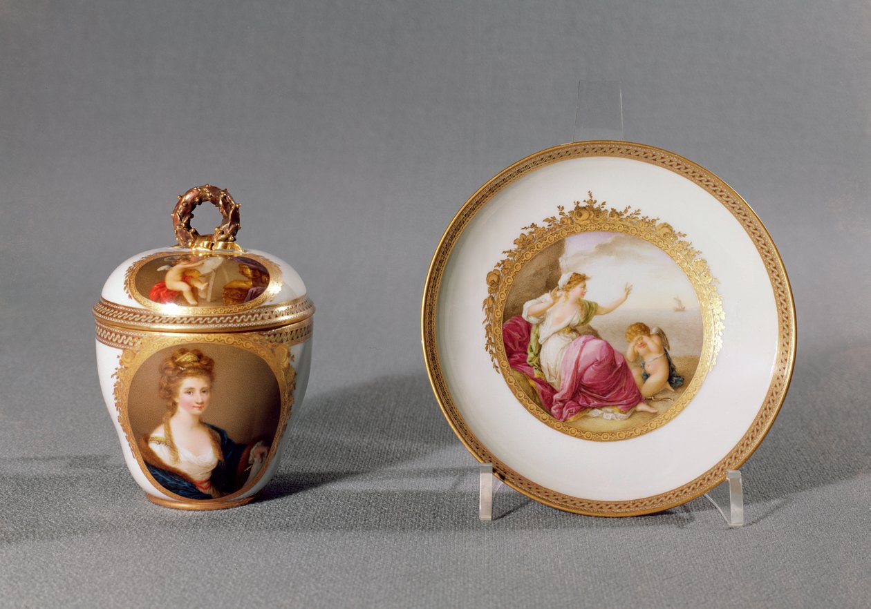 Taza, tapa y platillo de Meissen, pintado por Angelica Kauffmann (1741-1807) de German School