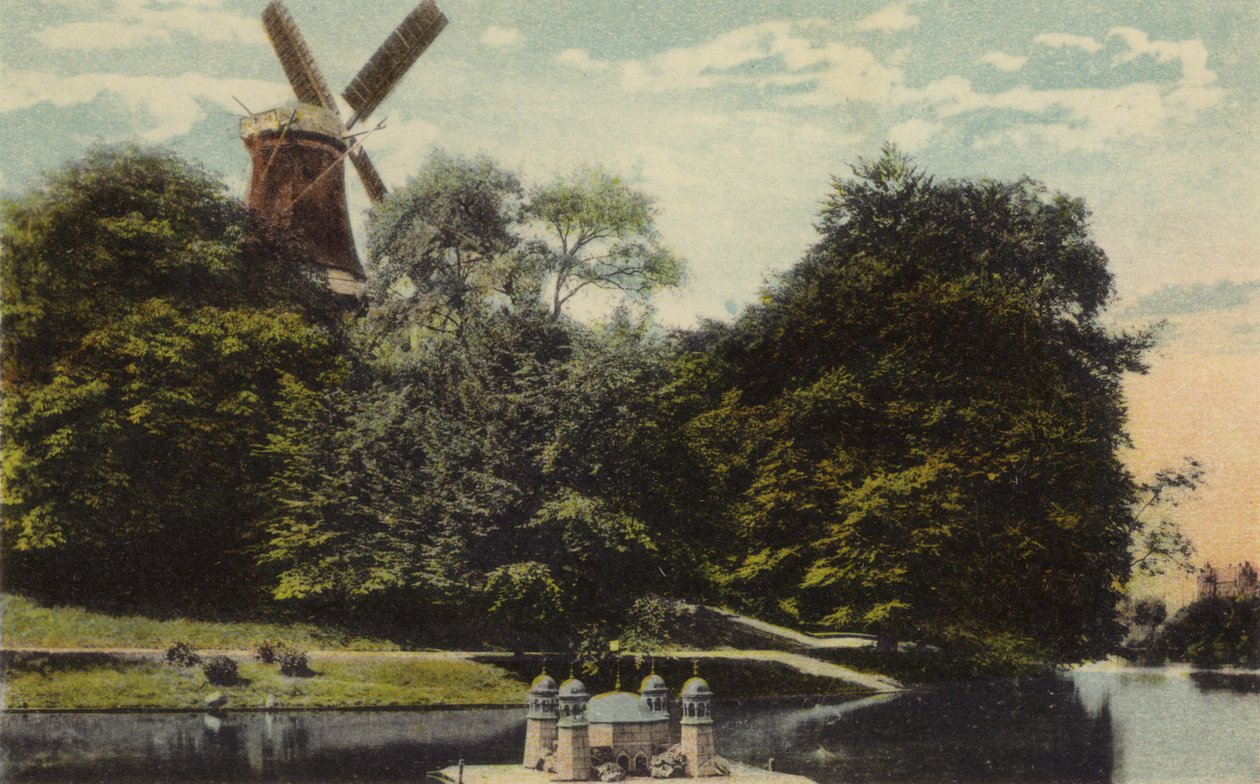Bremen: Wallpartie con molino de viento (foto en color) de German Photographer