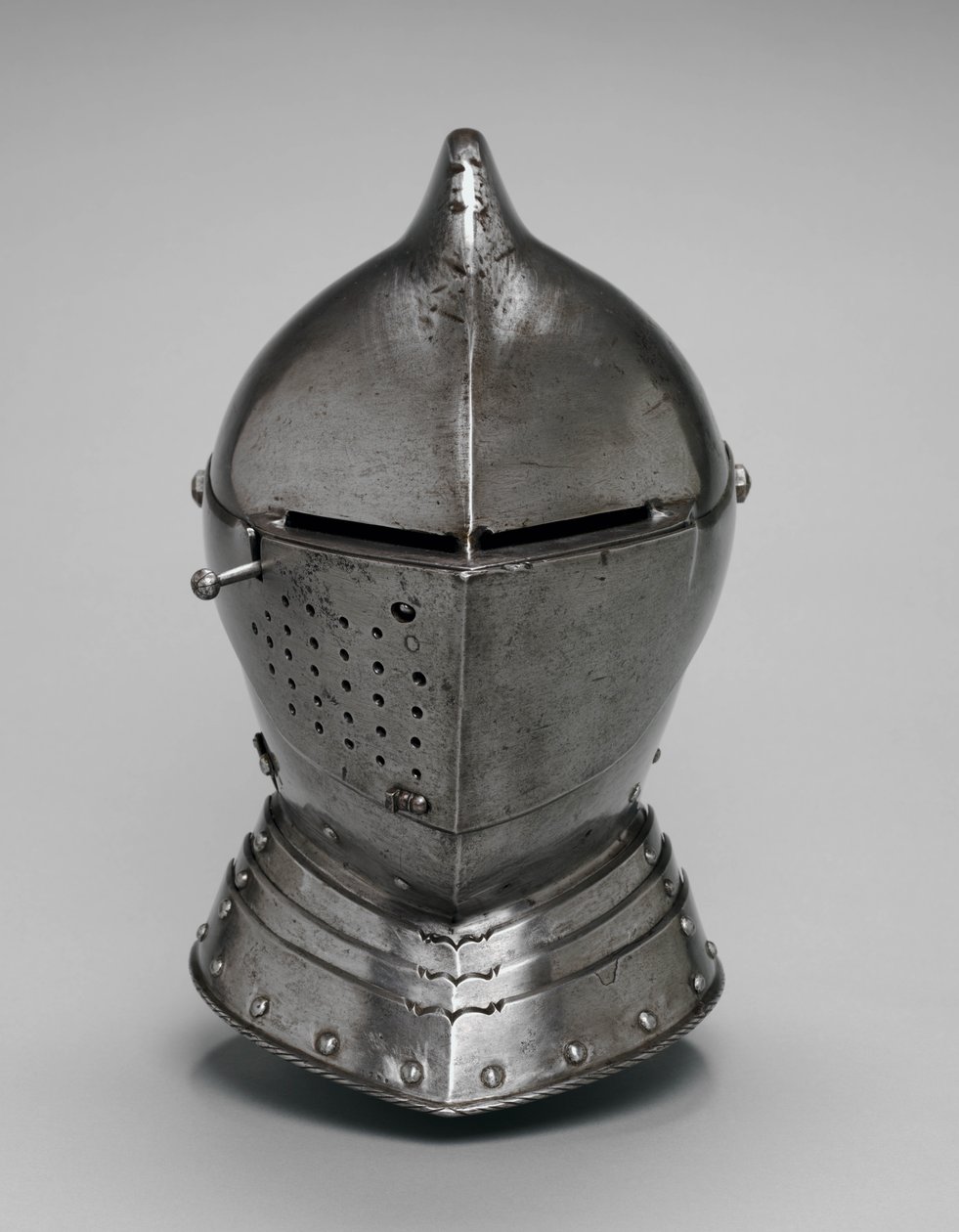 Casco, c.1560-80 de German School