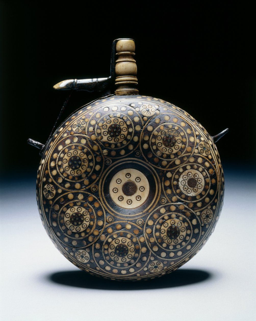 Frasco de pólvora, c.1620-50 de German School
