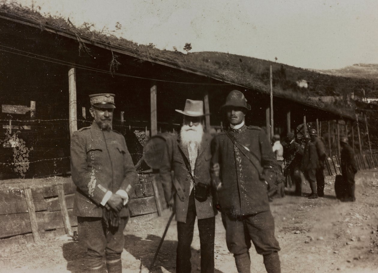 Álbum "Imágenes de la Guerra II": soldados italianos en Val Chiusone a Podsenica, 09/1917 de Gigliucci Gigliucci