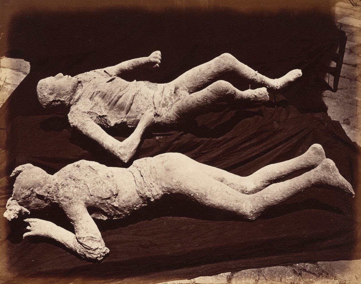 Calcos humanos, Pompeya, c. 1870 (foto) de Giorgio Sommer