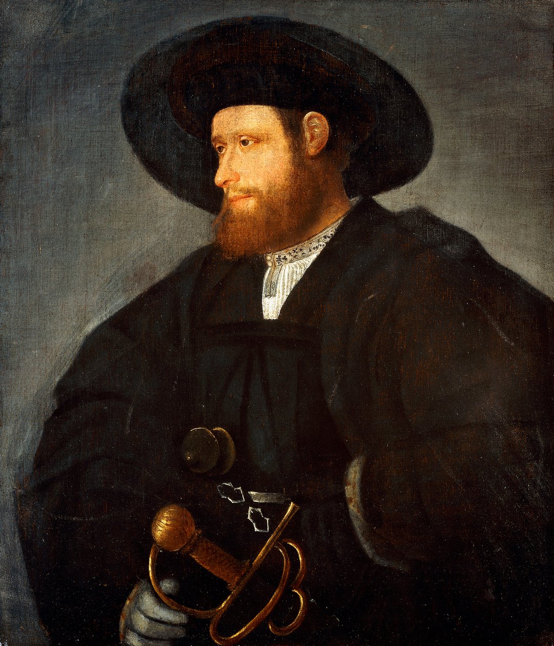 Retrato de un caballero, medio cuerpo, vistiendo un traje negro y un sombrero negro de Giovanni de Busi Cariani