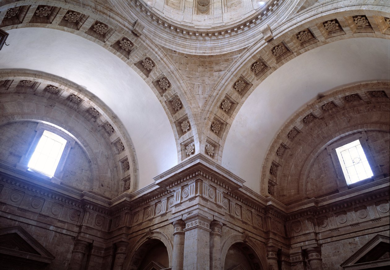 Vista interior de la Iglesia de San Biagio de Giuliano Giamberti da Sangallo