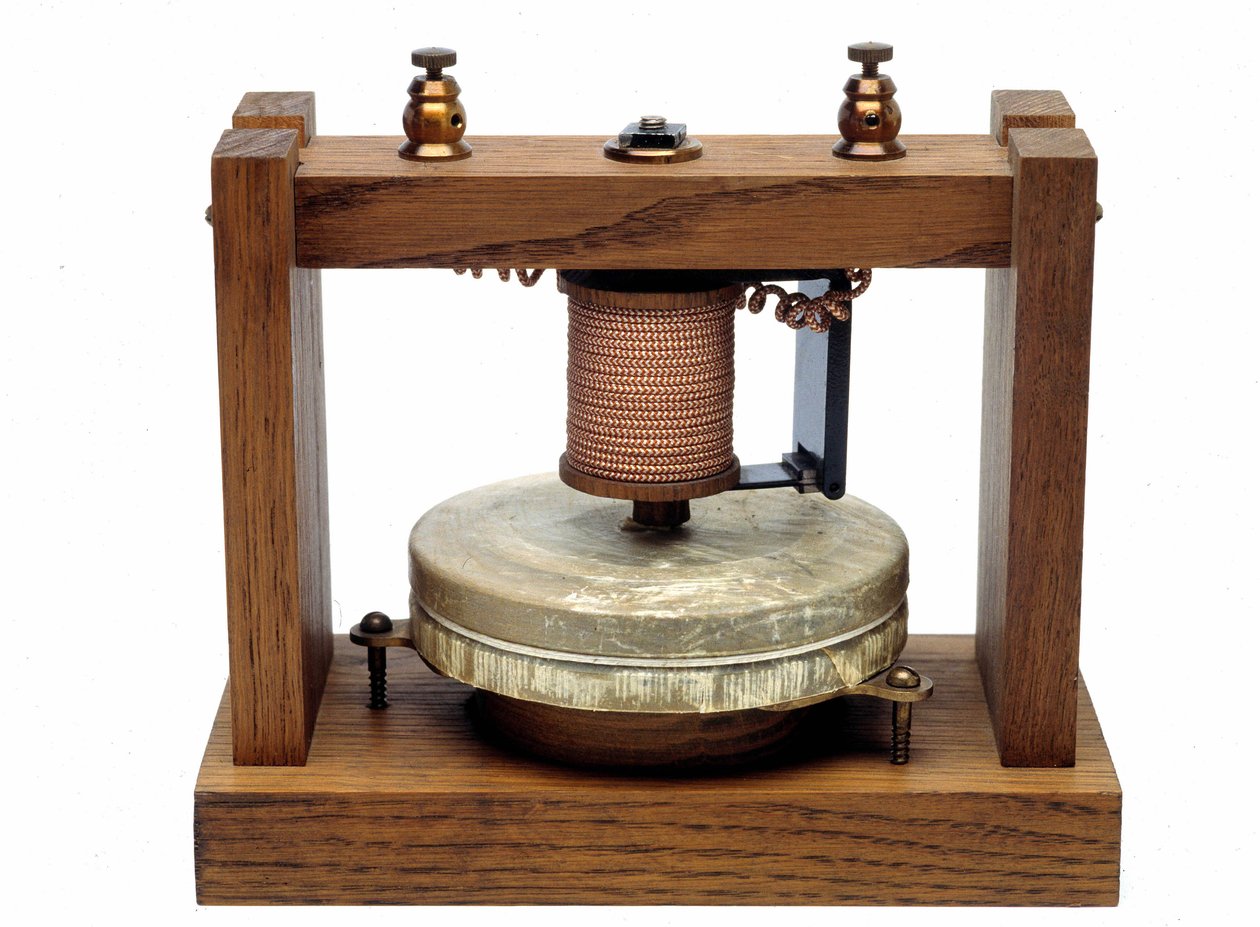 Teléfono de Graham Bell utilizado para los primeros experimentos de 1875 de Graham Bell