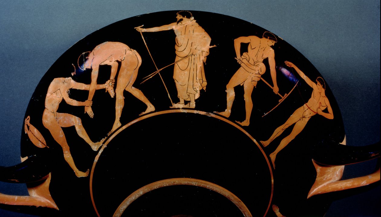 Kylix de figuras rojas áticas que representa a atletas entrenando de Greek