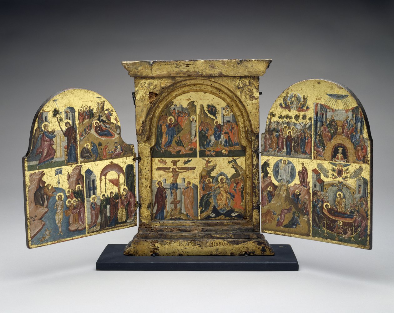 Resurrección de Lázaro; Entrada en Jerusalén; Crucifixión; Descenso de Cristo al Infierno (panel central), segunda mitad del siglo XVI de Greek School