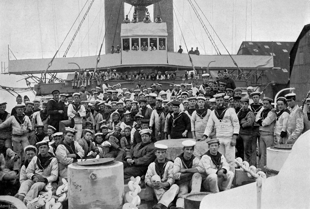 En el castillo de proa del HMS Royal Sovereign, 1895 de Gregory and Co