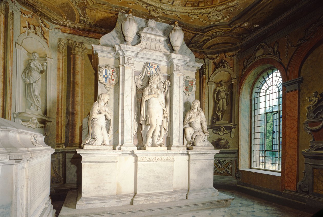 Monumento en el Mausoleo de Chandos de Grinling Gibbons