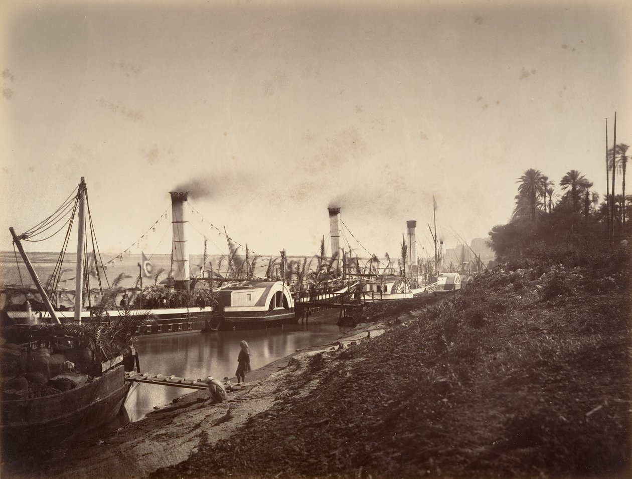 Fiesta de S. A. Ismaíl Pacha a bordo de los barcos de LL. A A. los príncipes, enero de 1867, 1867 de Gustave Le Gray