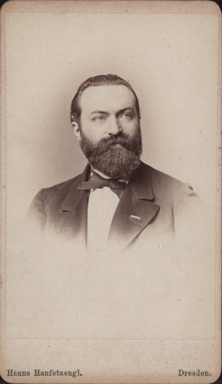 Retrato del violonchelista y compositor Friedrich Grützmacher 1832-1903, ca 1865 de Hanns Hanfstaengl