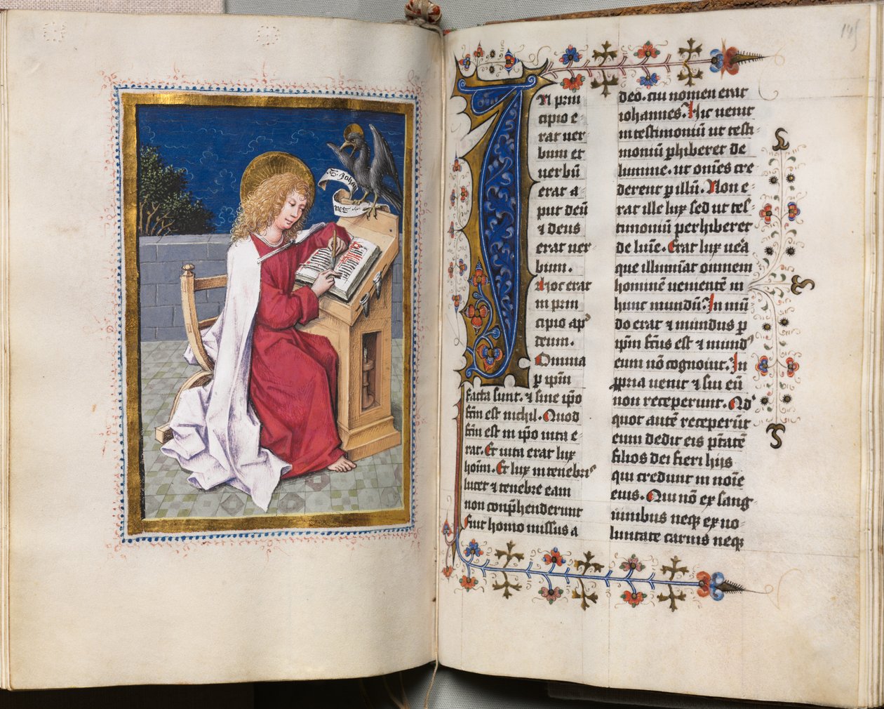 Libro de los Evangelios con Retratos de Evangelistas: Inicial Decorada de Hausbuch Master