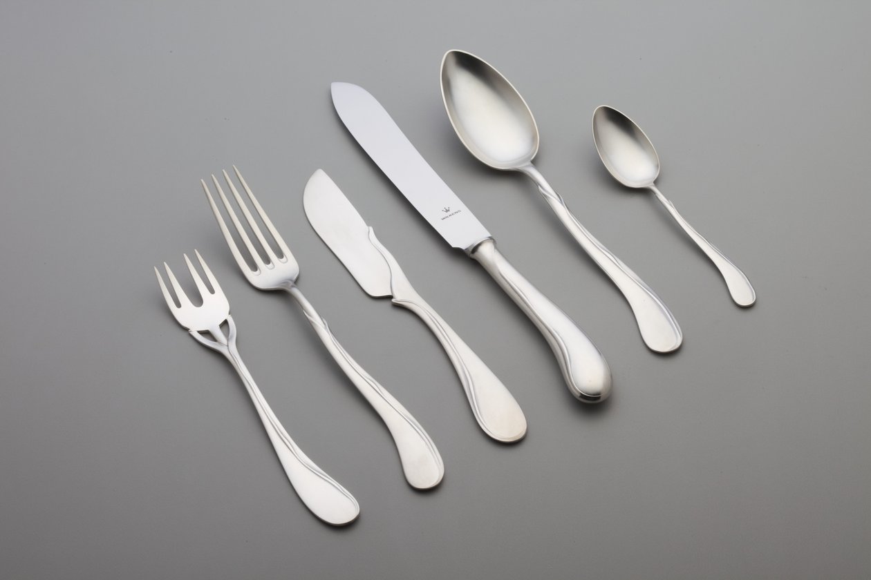 Seis piezas de cubiertos "Tulipan": 1 cuchillo de mesa de Heinrich Vogeler