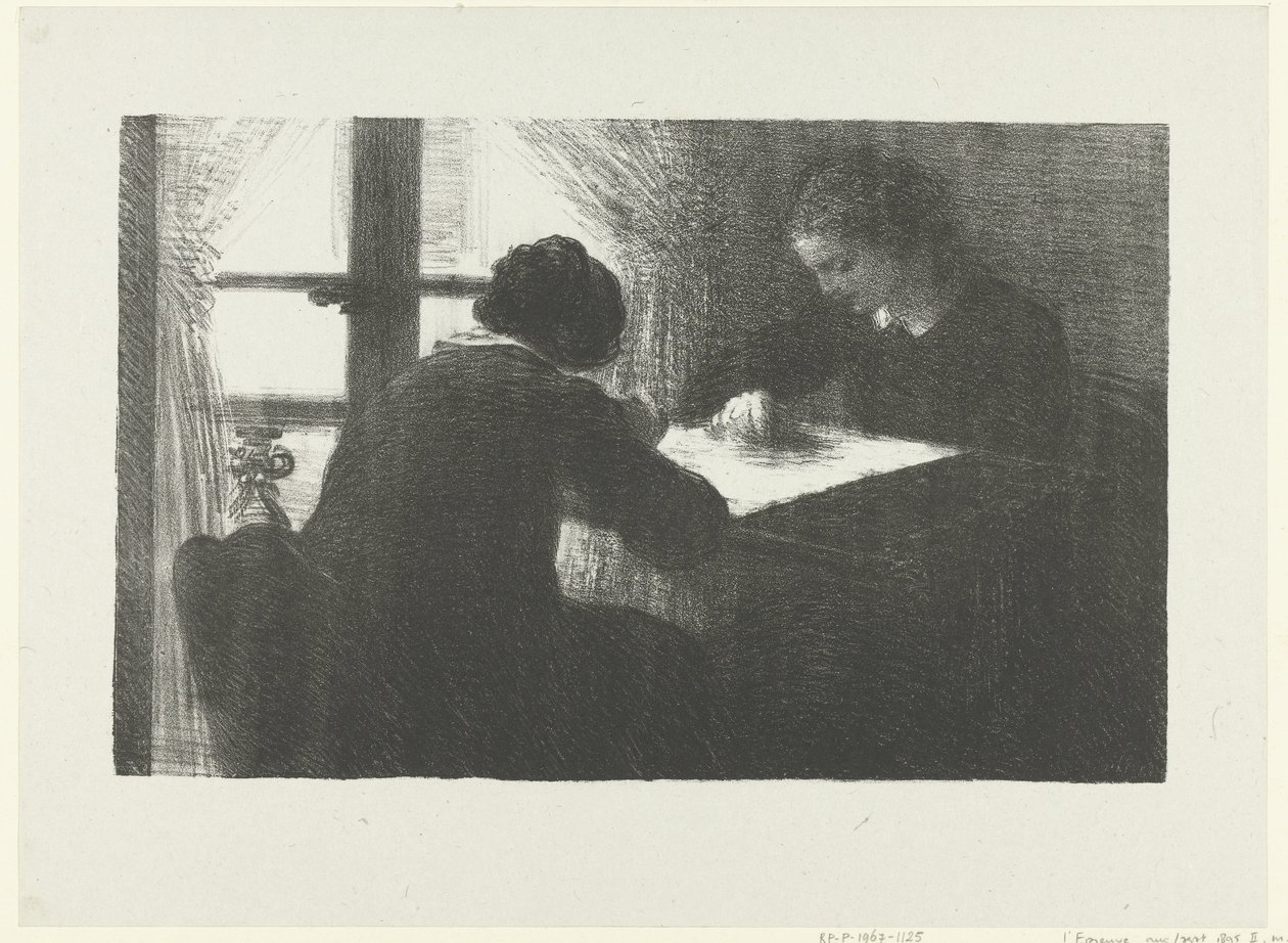 Dos mujeres bordan en la mesa junto a la ventana en el interior Interior de los brodeuses L