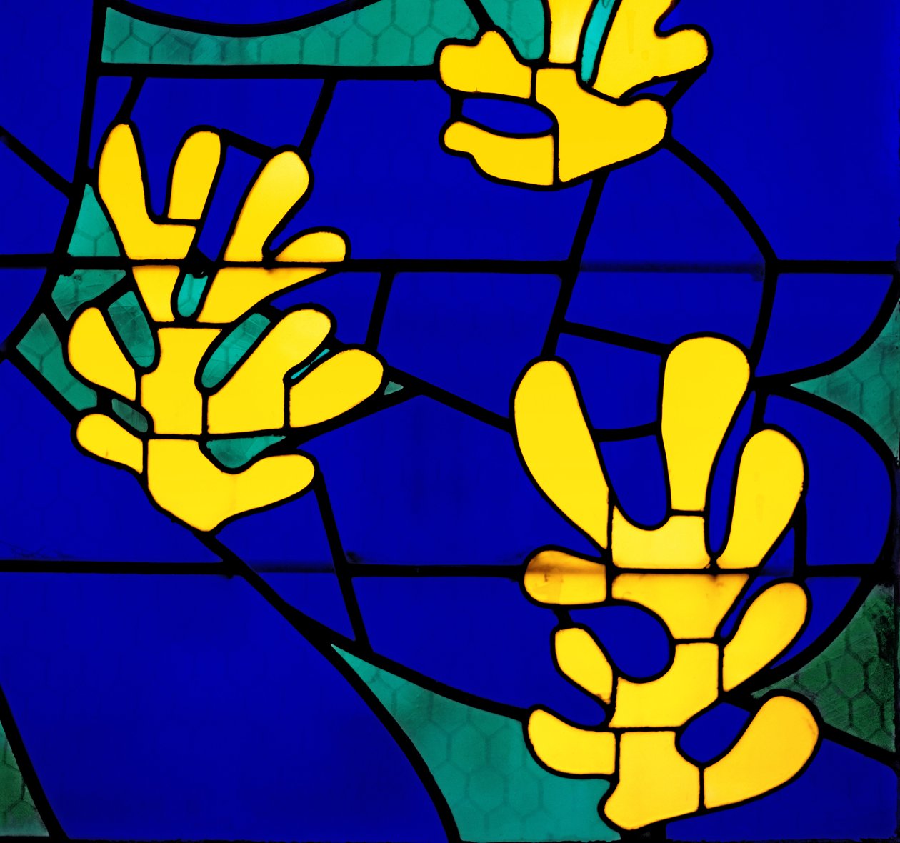 Vidriera "Árbol de la Vida" detrás del altar de la Capilla del Rosario, Vence de Henri Matisse