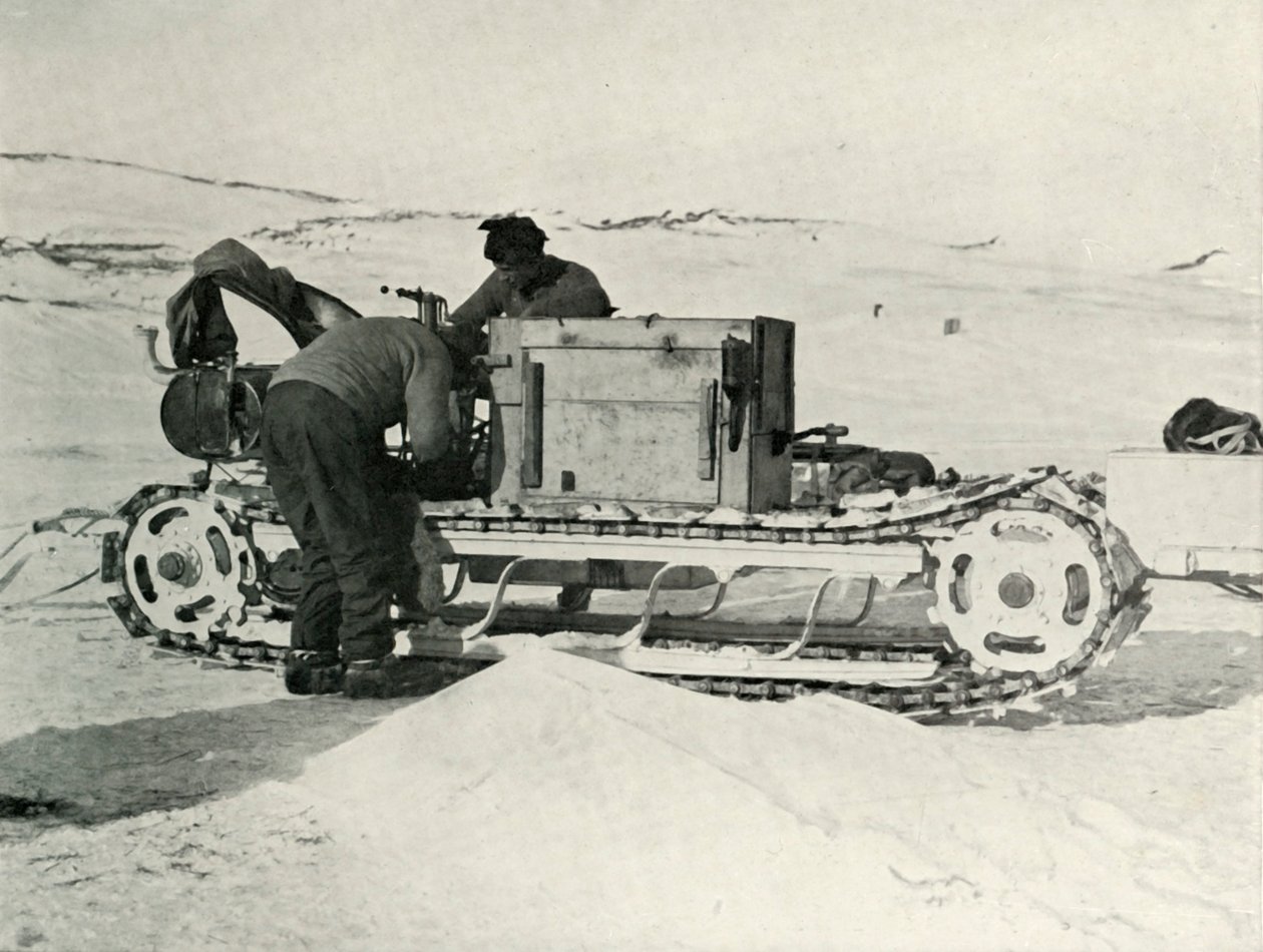 Uno de los trineos motorizados, 1911, 1913 de Herbert Ponting
