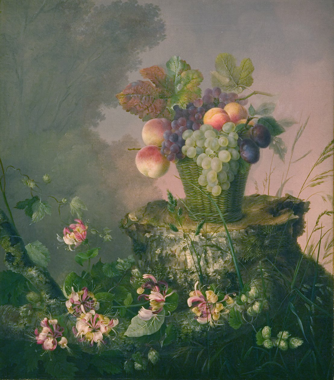 Cesta de flores con frutas junto a un tocón de árbol de Hermania Neergaard