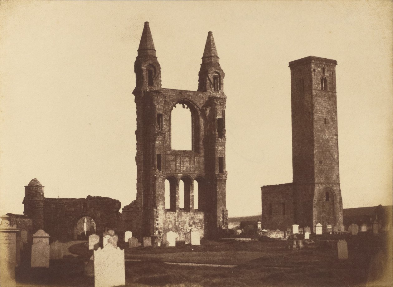 Catedral de St. Andrews, hastial este y torre de St. Regulus de Hill and Adamson