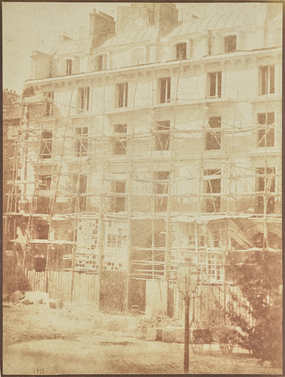 [Construcción de la Galería de la Madeleine, plaza de la Madeleine]. de Hippolyte Bayard