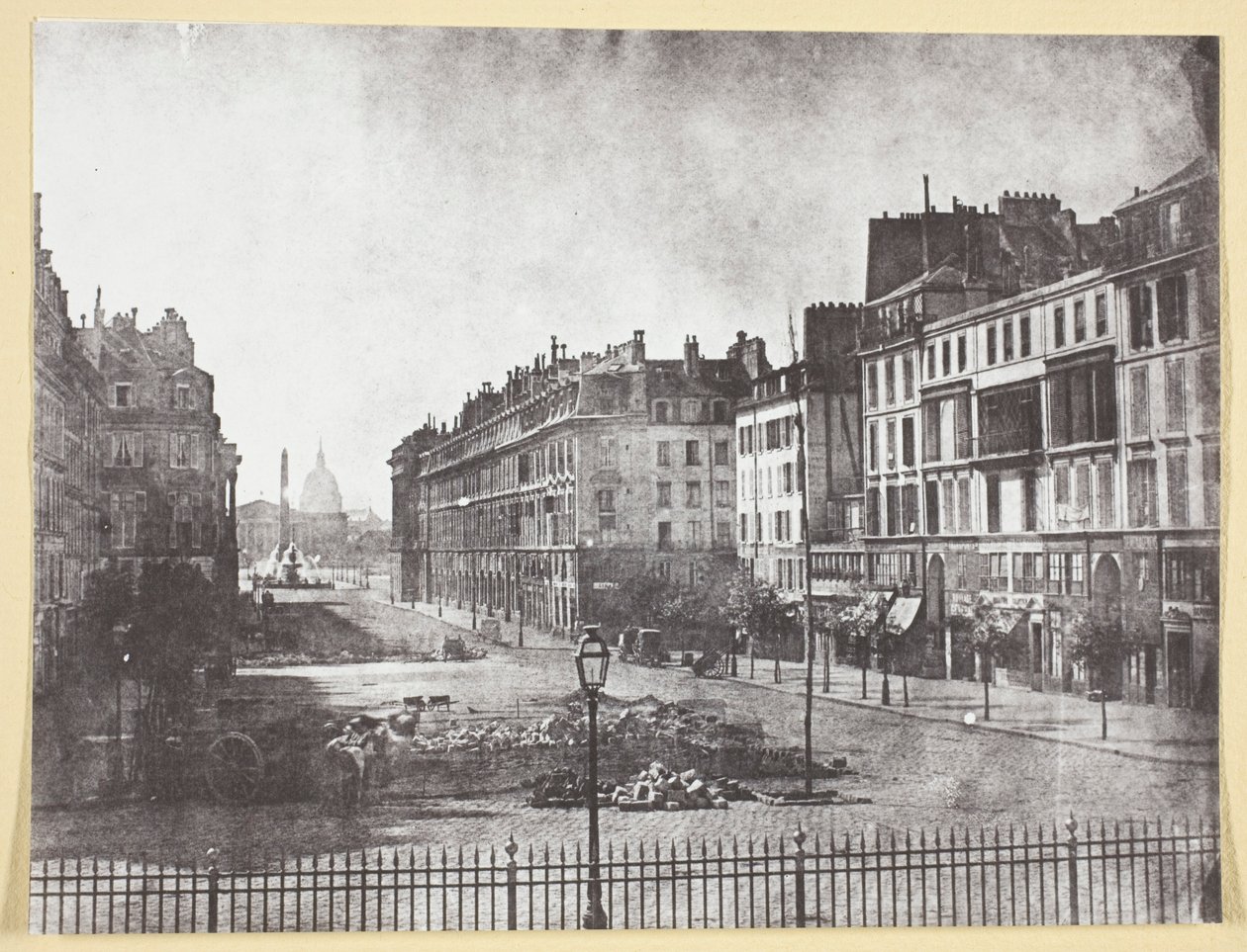 Rue Royale y restos de las barricadas de 1848 de Hippolyte Bayard