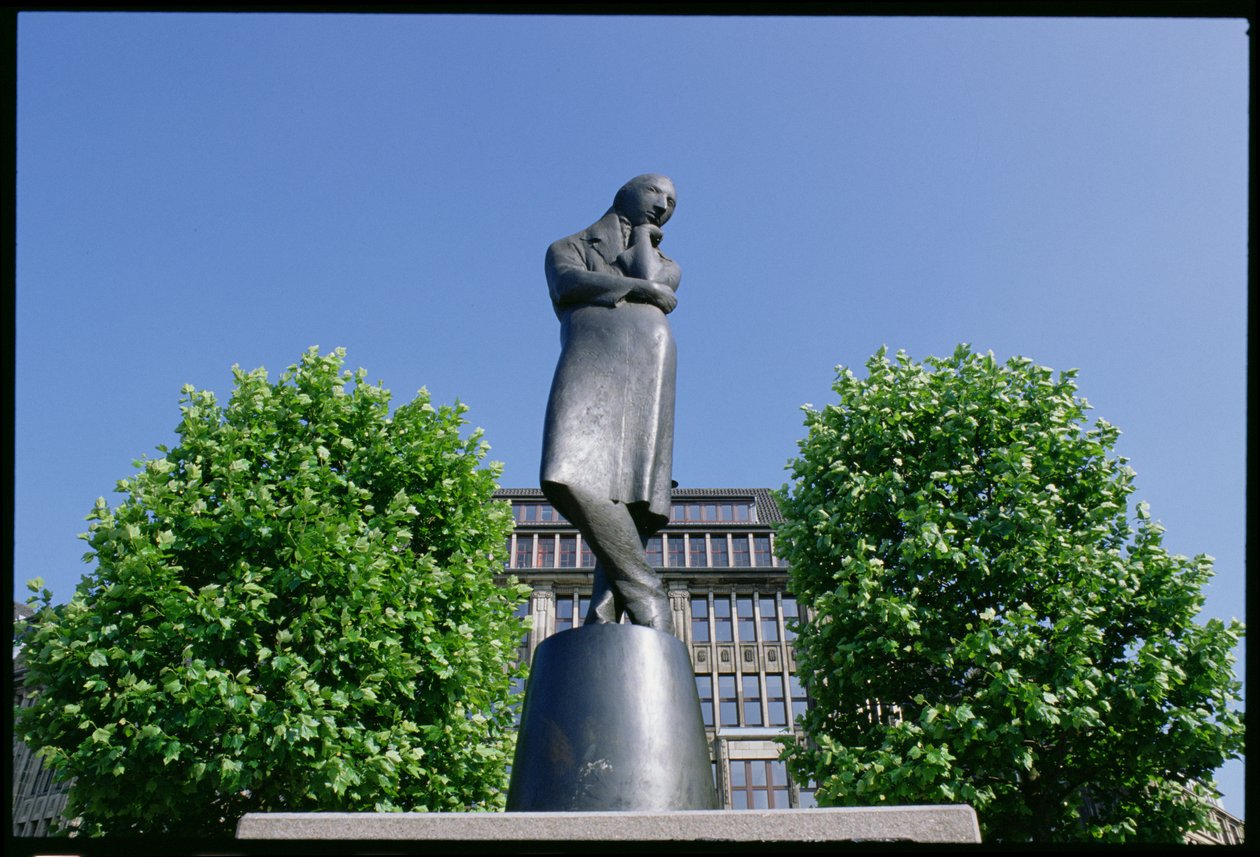Monumento a Heinrich Heine (1797-1856) 1926-33 de Hugo Lederer
