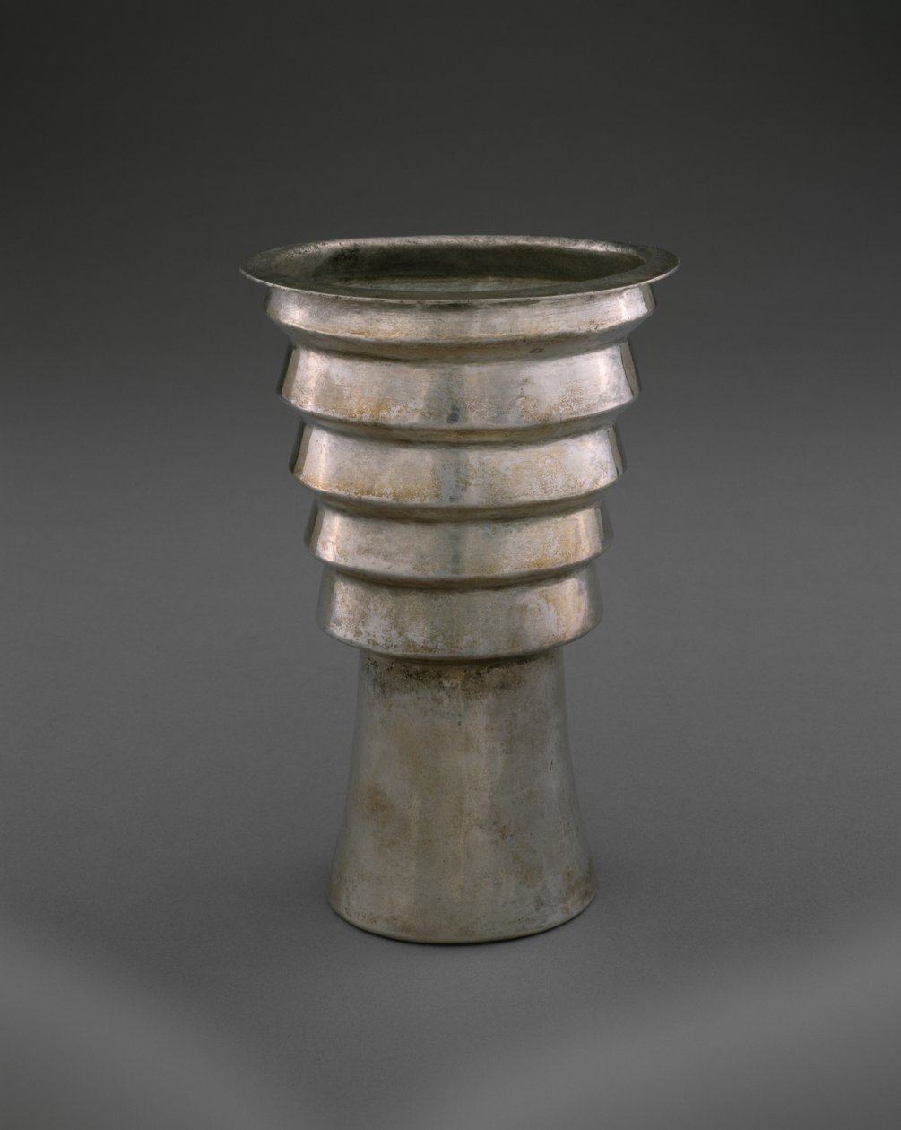 Vaso escalonado (aquilla), Horizonte Tardío, 1470-1532 de Incan